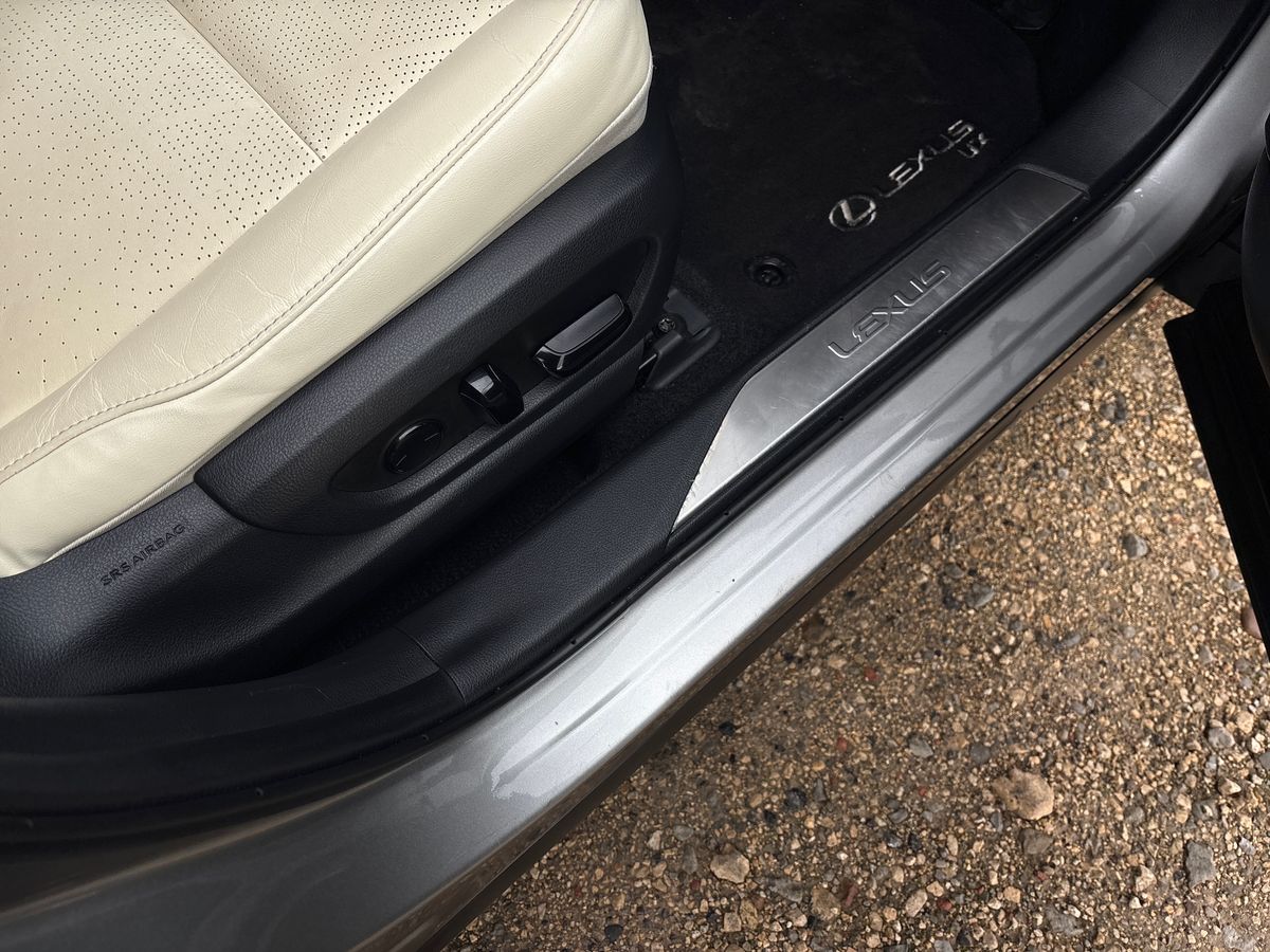 Used Lexus UX 2019 for sale - 76706914: Photo 45