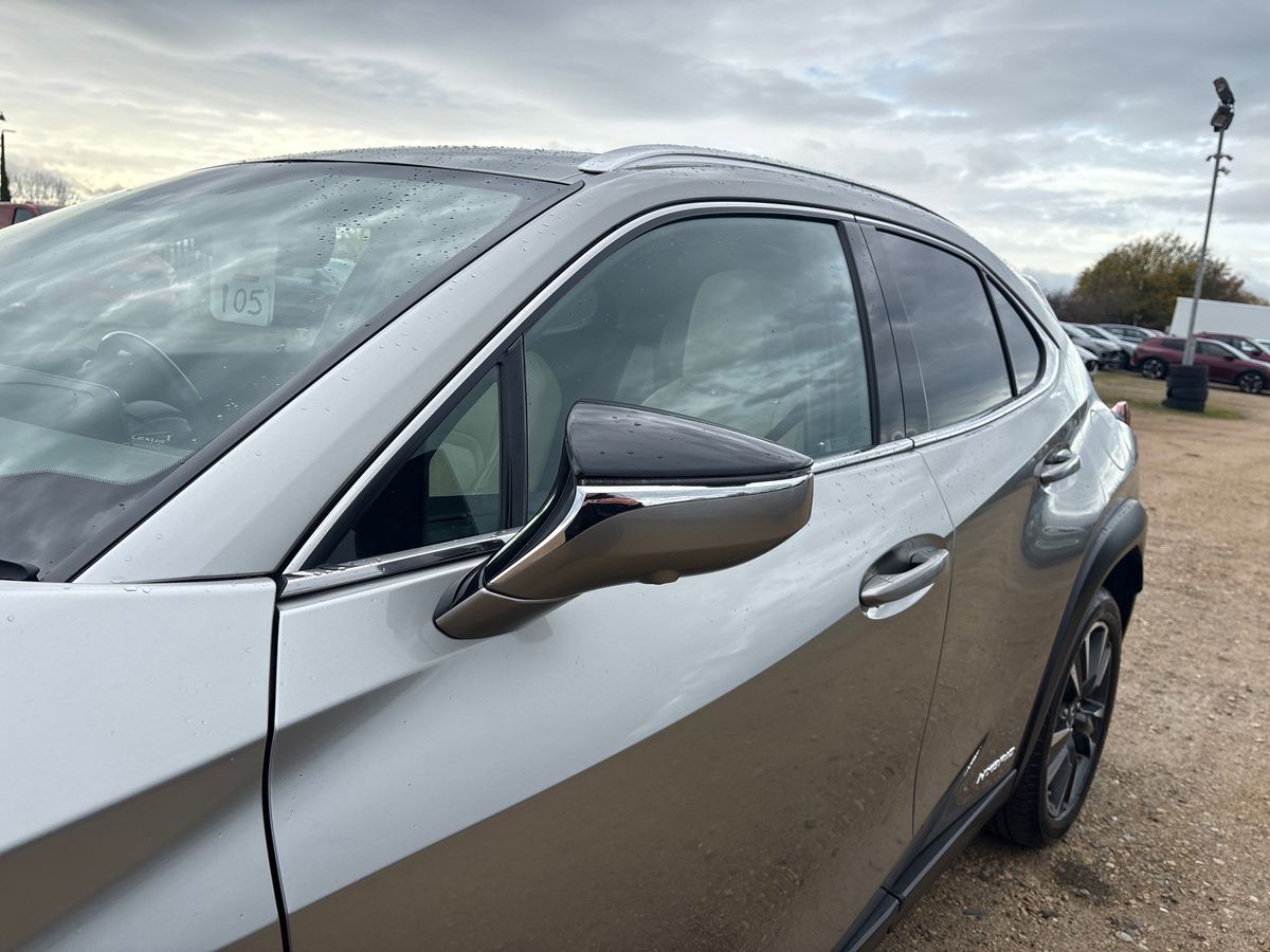 Used Lexus UX 2019 for sale - 76706914: Photo 46