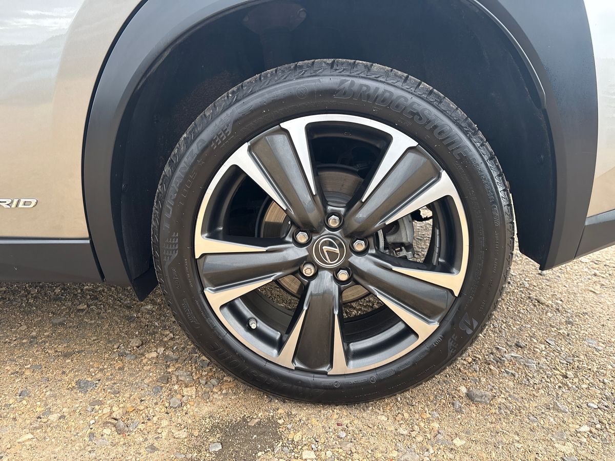 Used Lexus UX 2019 for sale - 76706914: Photo 8