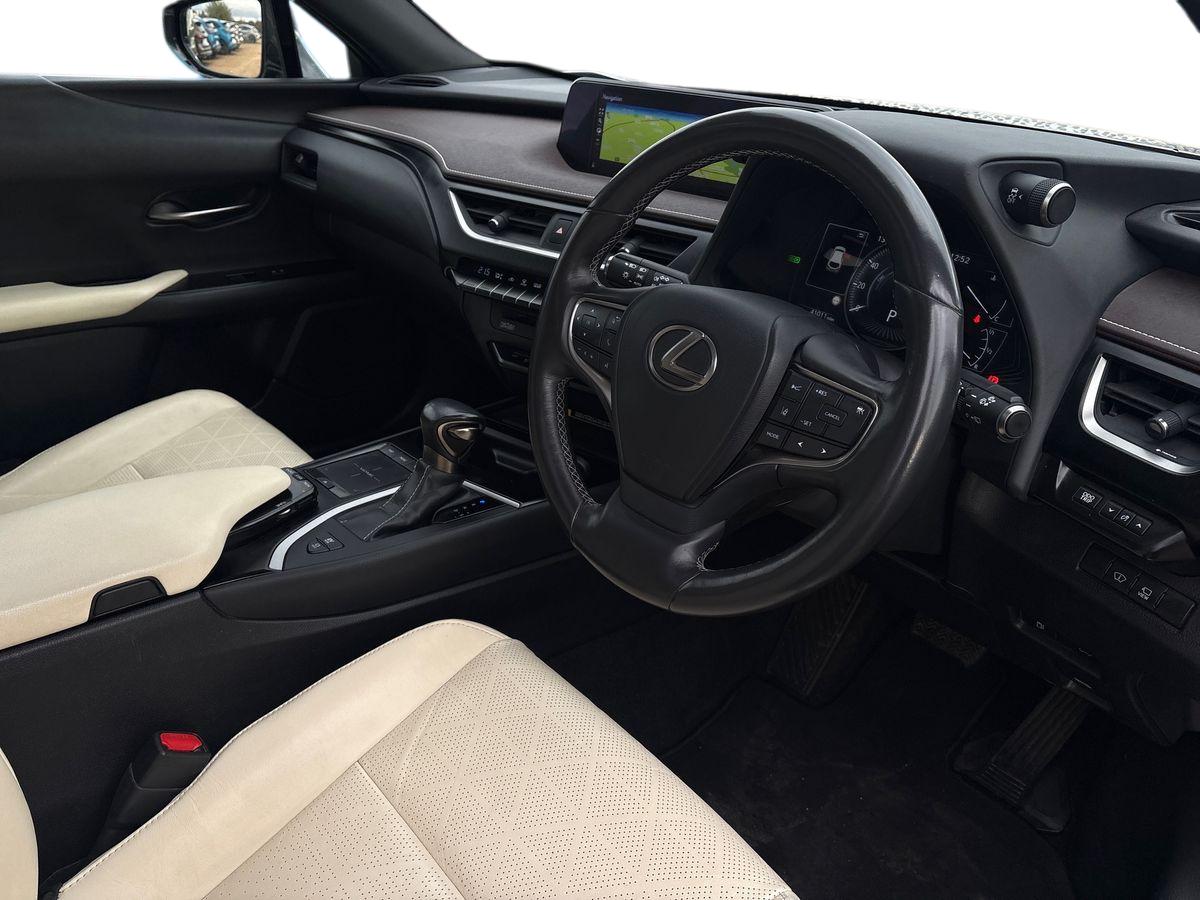 Used Lexus UX 2019 for sale - 76706914: Photo 9