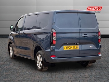 Used Ford Transit Custom 2024 for sale - 76263989: Photo 2