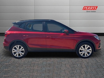 Used SEAT Arona 2018 for sale - 75787658: Photo
