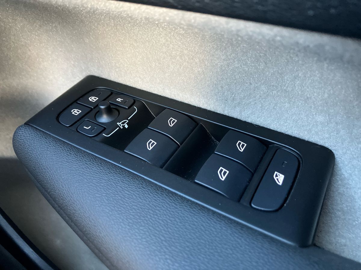 Used Volvo XC40 2021 for sale - 77033839: Photo 18