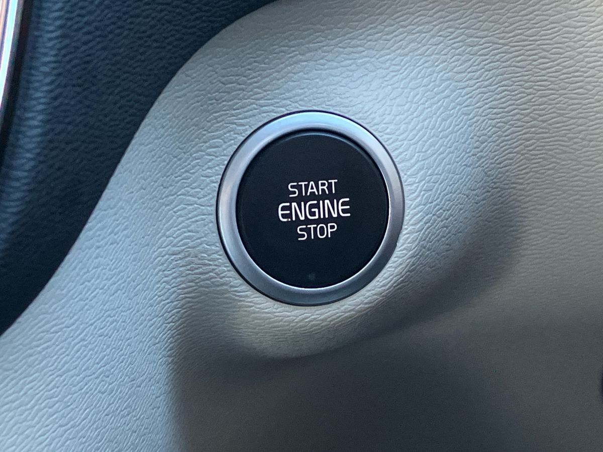 Used Volvo XC40 2021 for sale - 77033839: Photo 41