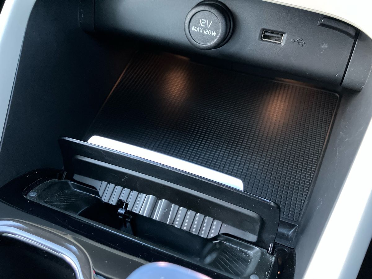 Used Volvo XC40 2021 for sale - 77033839: Photo 49