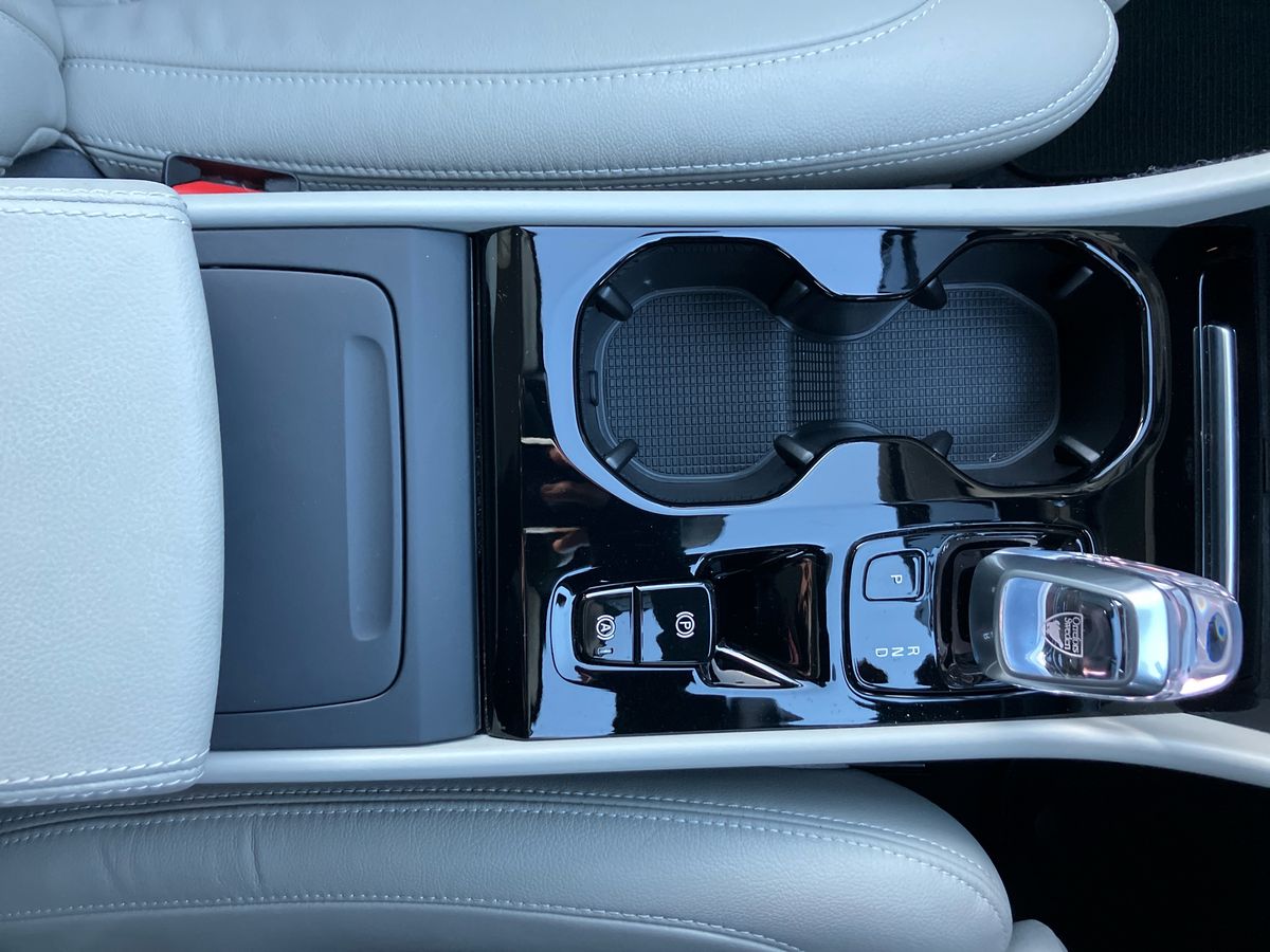 Used Volvo XC40 2021 for sale - 77033839: Photo 51