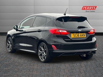 Used Ford Fiesta 2018 for sale - 76980162: Photo