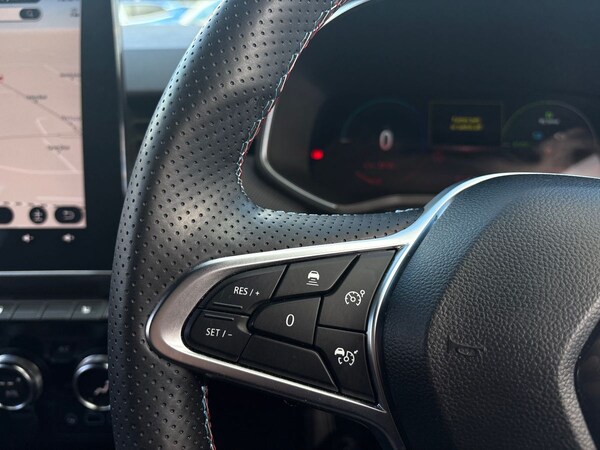 Used Renault Clio 2024 for sale - 76045515: Photo 19