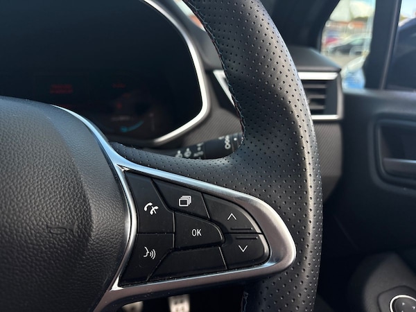 Used Renault Clio 2024 for sale - 76045515: Photo 25
