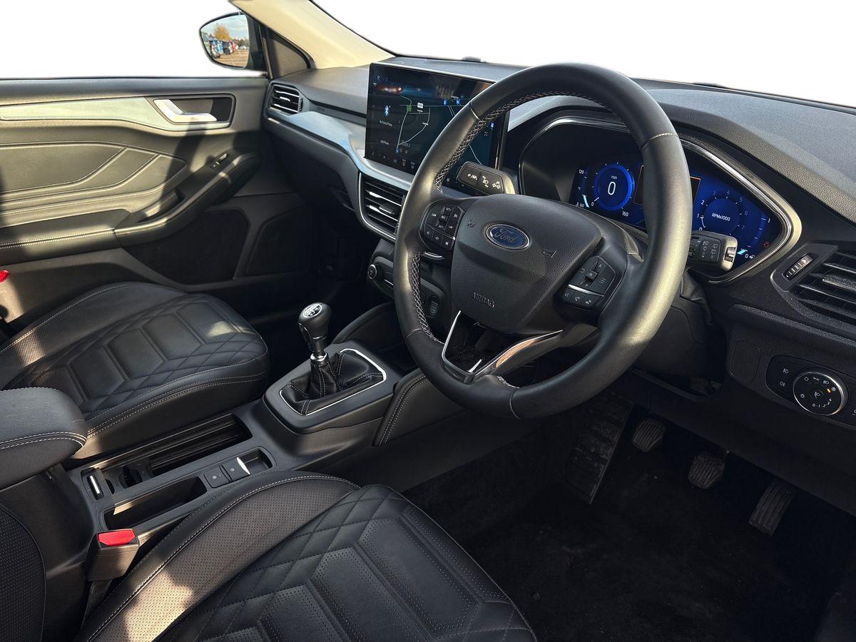 Used Ford Focus 2022 for sale - 76807821: Photo 8