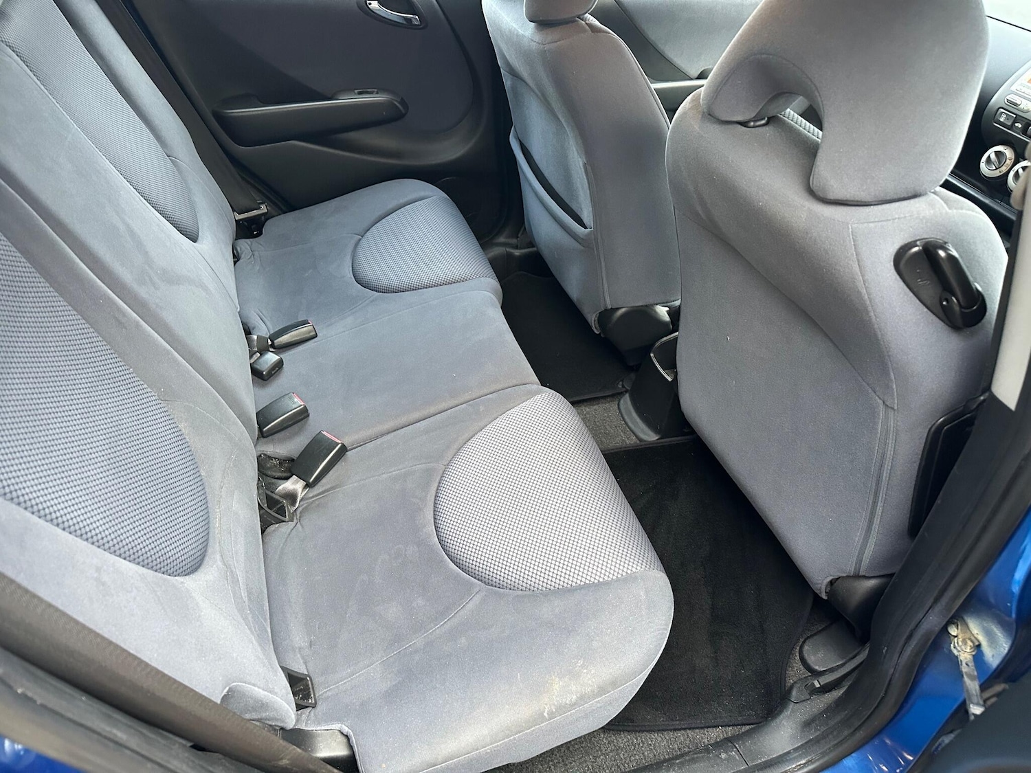 Used Honda Jazz 2004 for sale - 76484714: Photo 12