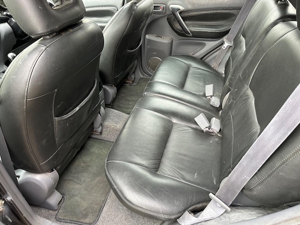 Used Toyota RAV4 2002 for sale - 76151682: Photo 12