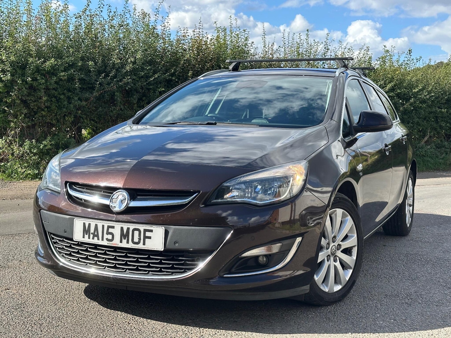 Used Vauxhall Astra 2015 for sale - 76060411: Photo 2