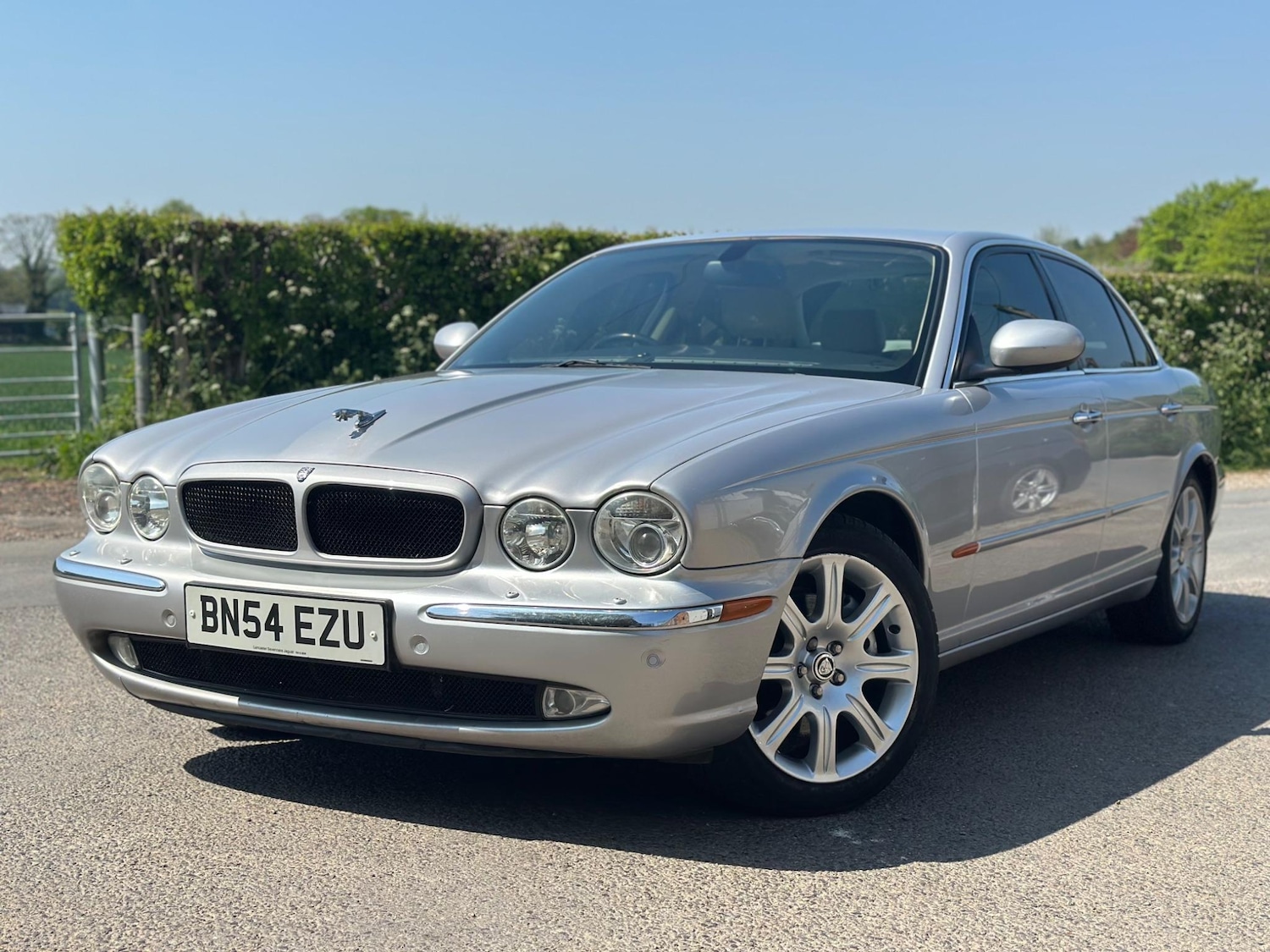 Used Jaguar XJ 2004 for sale - 76167160: Photo 1