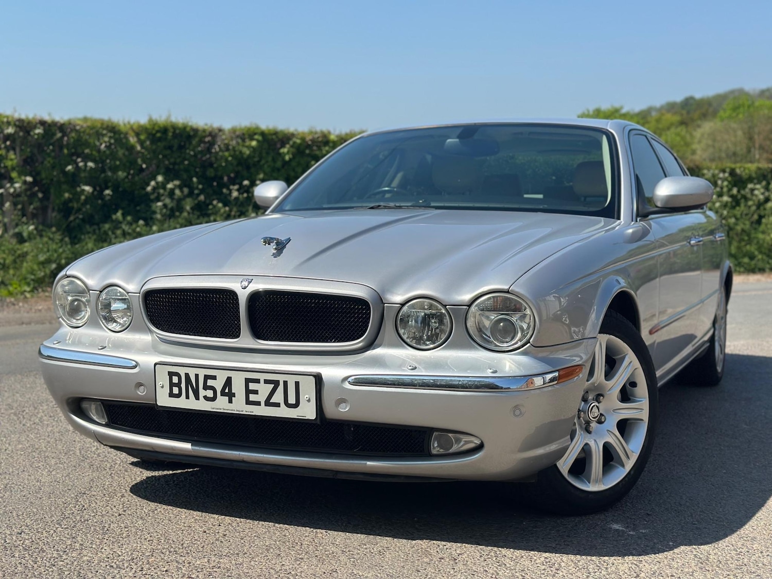 Used Jaguar XJ 2004 for sale - 76167160: Photo 2