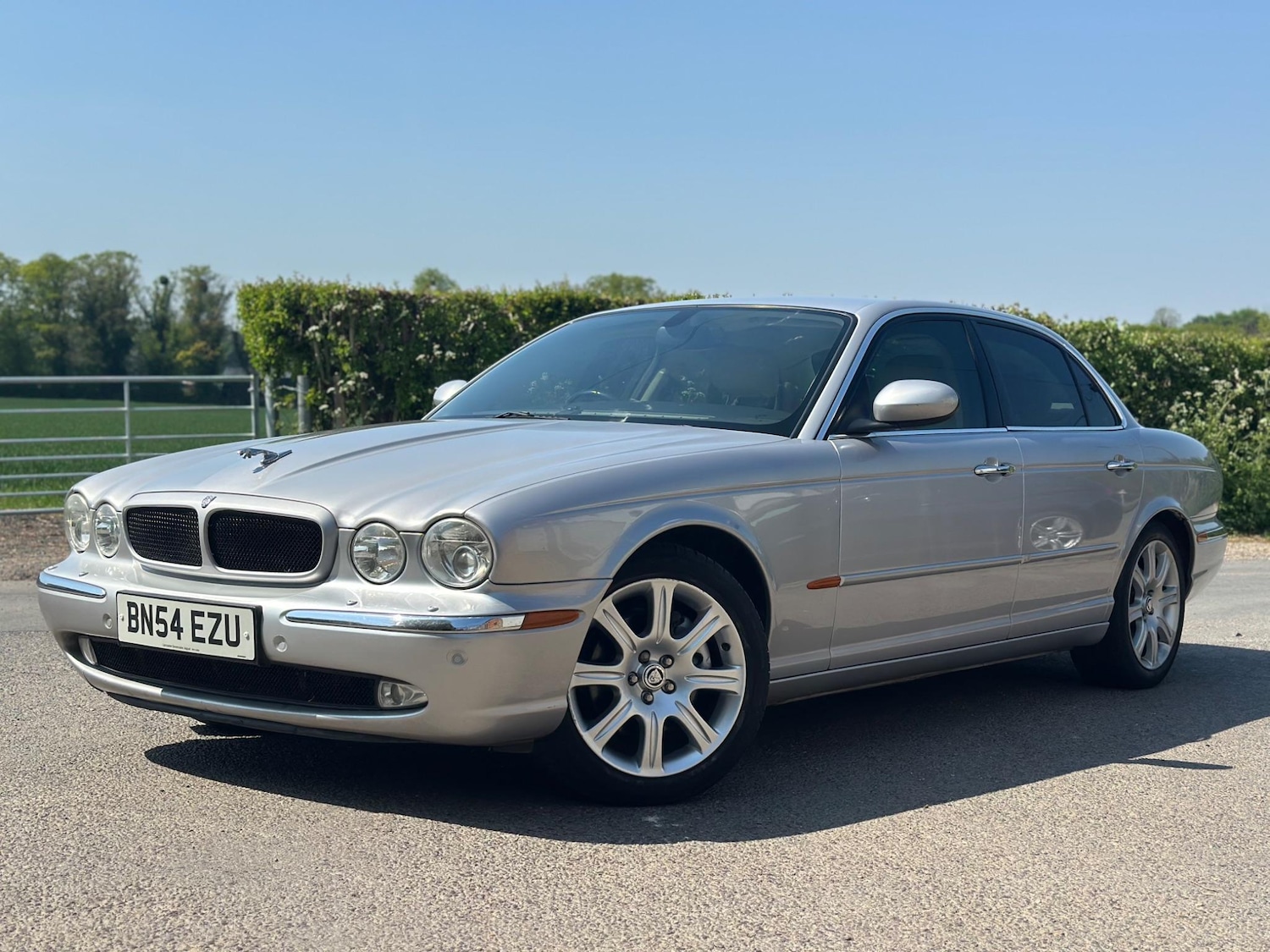Used Jaguar XJ 2004 for sale - 76167160: Photo 3