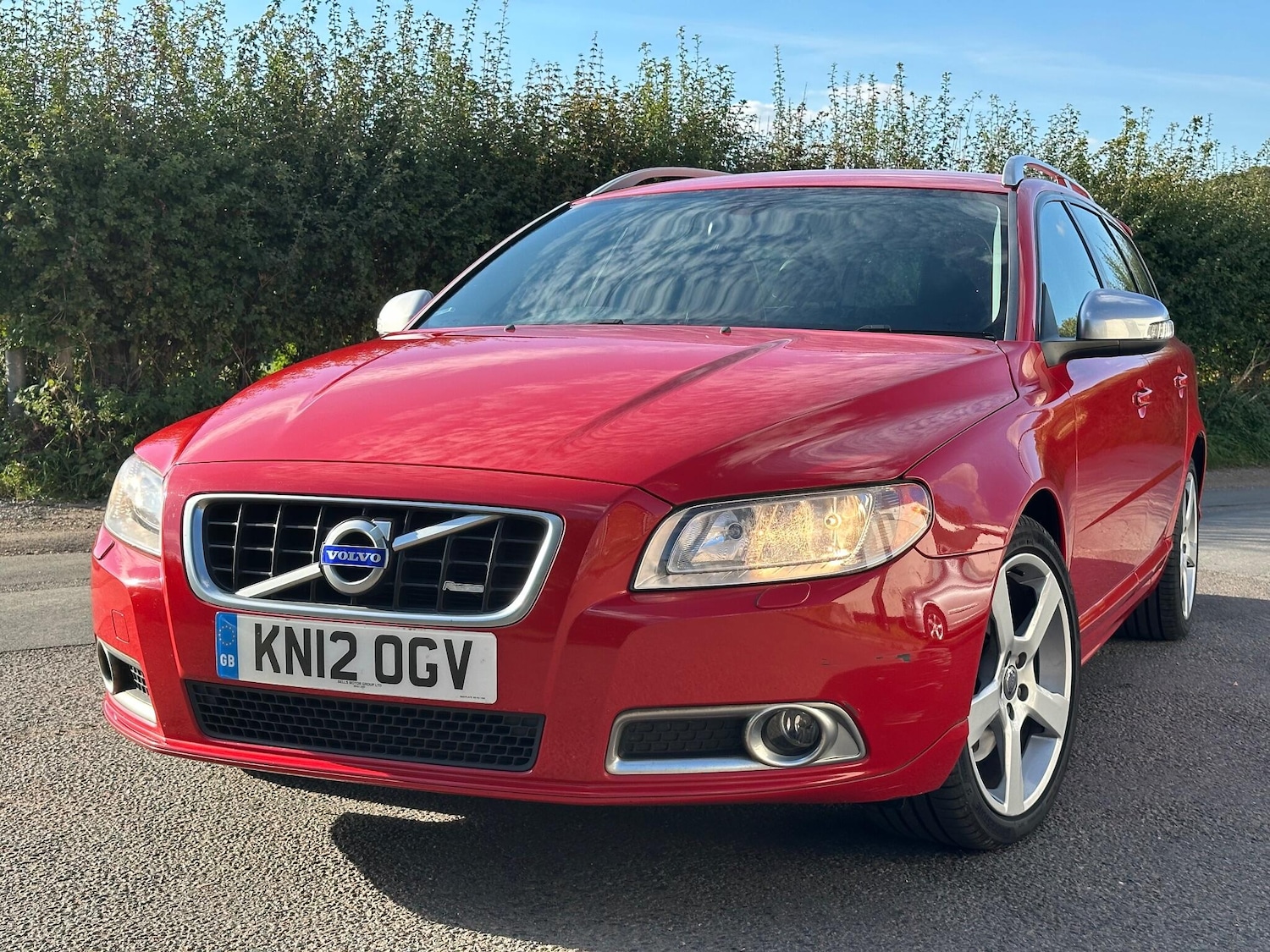 Used Volvo V70 2012 for sale - 76167159: Photo 2