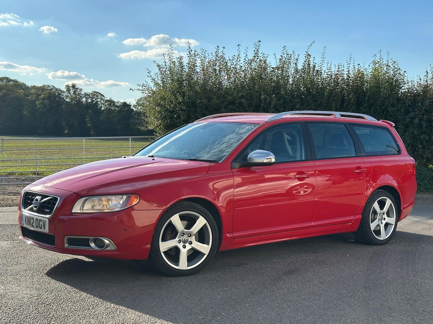 Used Volvo V70 2012 for sale - 76167159: Photo 4