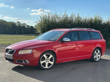 Used Volvo V70 2012 for sale - 76167159: Photo