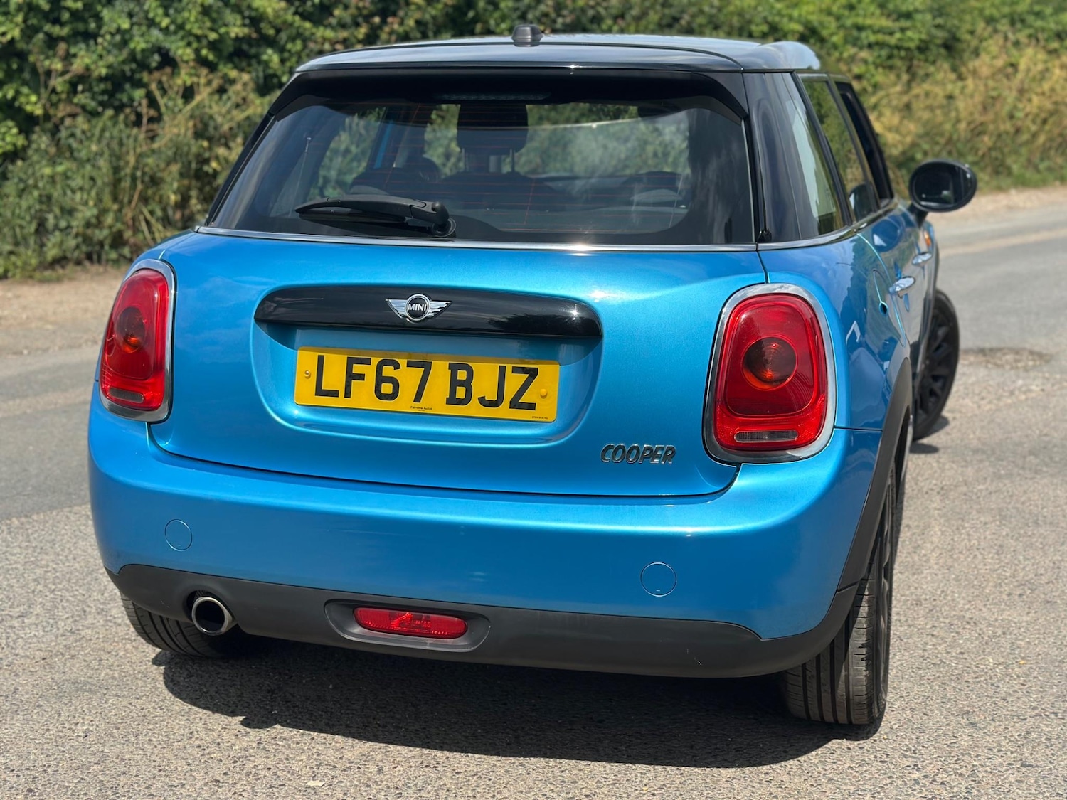 Vehicle 21