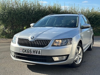 Used Skoda Octavia 2015 for sale - 76166816: Photo 2