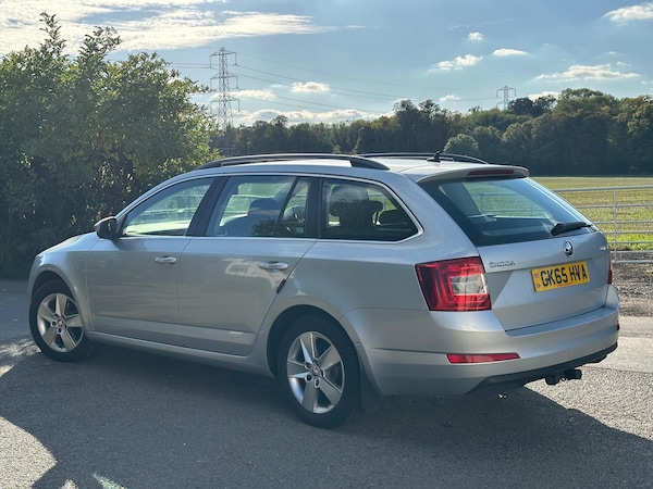 Used Skoda Octavia 2015 for sale - 76166816: Photo 5