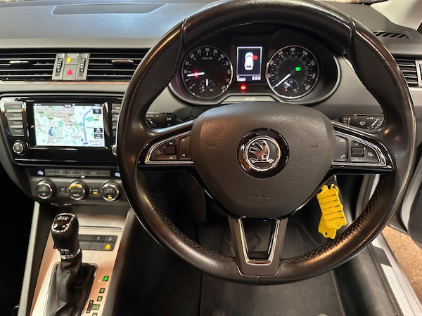 Used Skoda Octavia 2015 for sale - 76166816: Photo 9