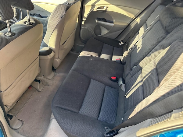 Used Honda Insight 2010 for sale - 76259821: Photo 12