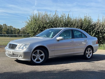 Used Mercedes-Benz C-Class 2005 for sale - 76109195: Photo 4