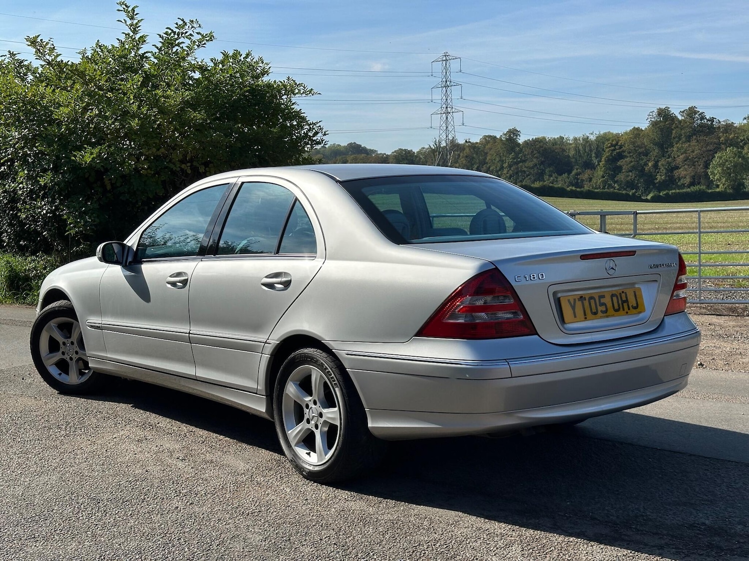Used Mercedes-Benz C-Class 2005 for sale - 76109195: Photo 5