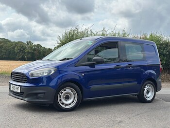 Used Ford Transit Courier 2015 for sale - 75609811: Photo