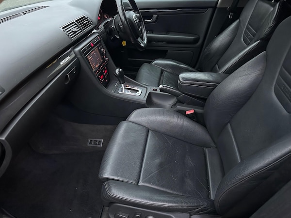 Used Audi A4 Avant 2004 for sale - 76306966: Photo 11