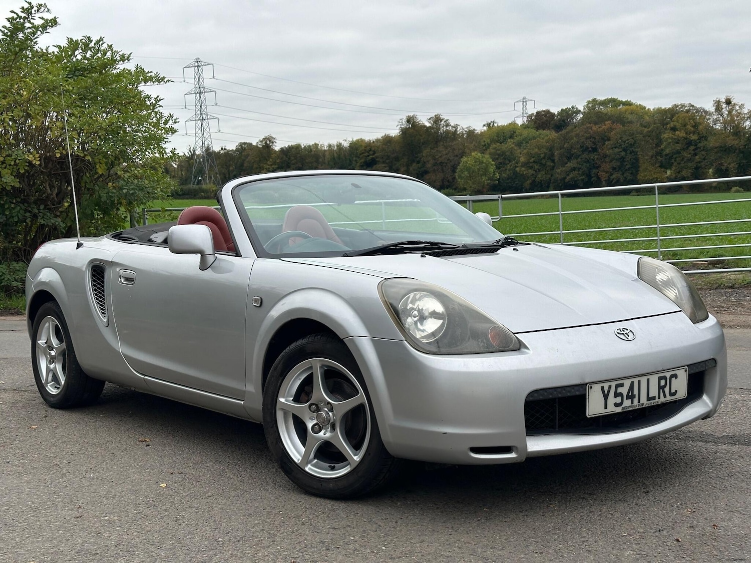Used Toyota MR2 2001 for sale - 76306193: Photo 12