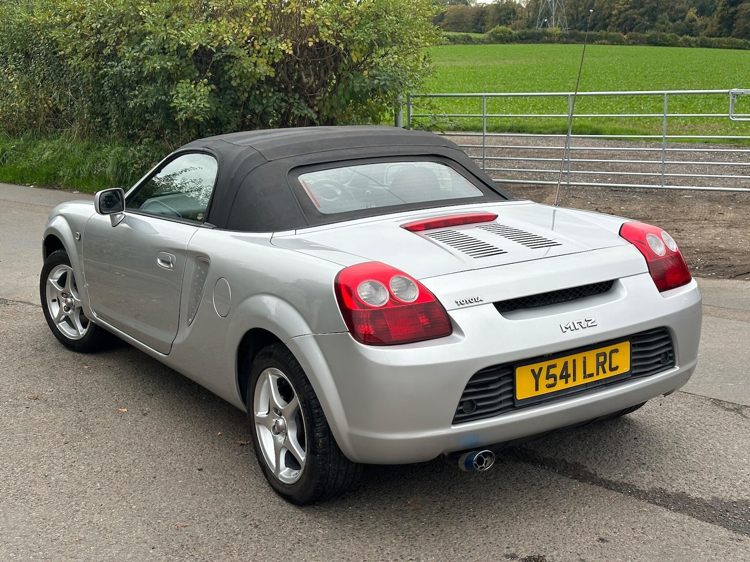 Used Toyota MR2 2001 for sale - 76306193: Photo 20