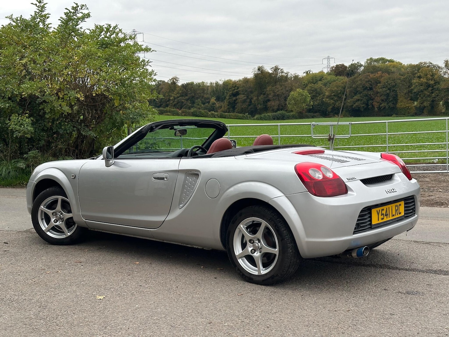 Used Toyota MR2 2001 for sale - 76306193: Photo 5