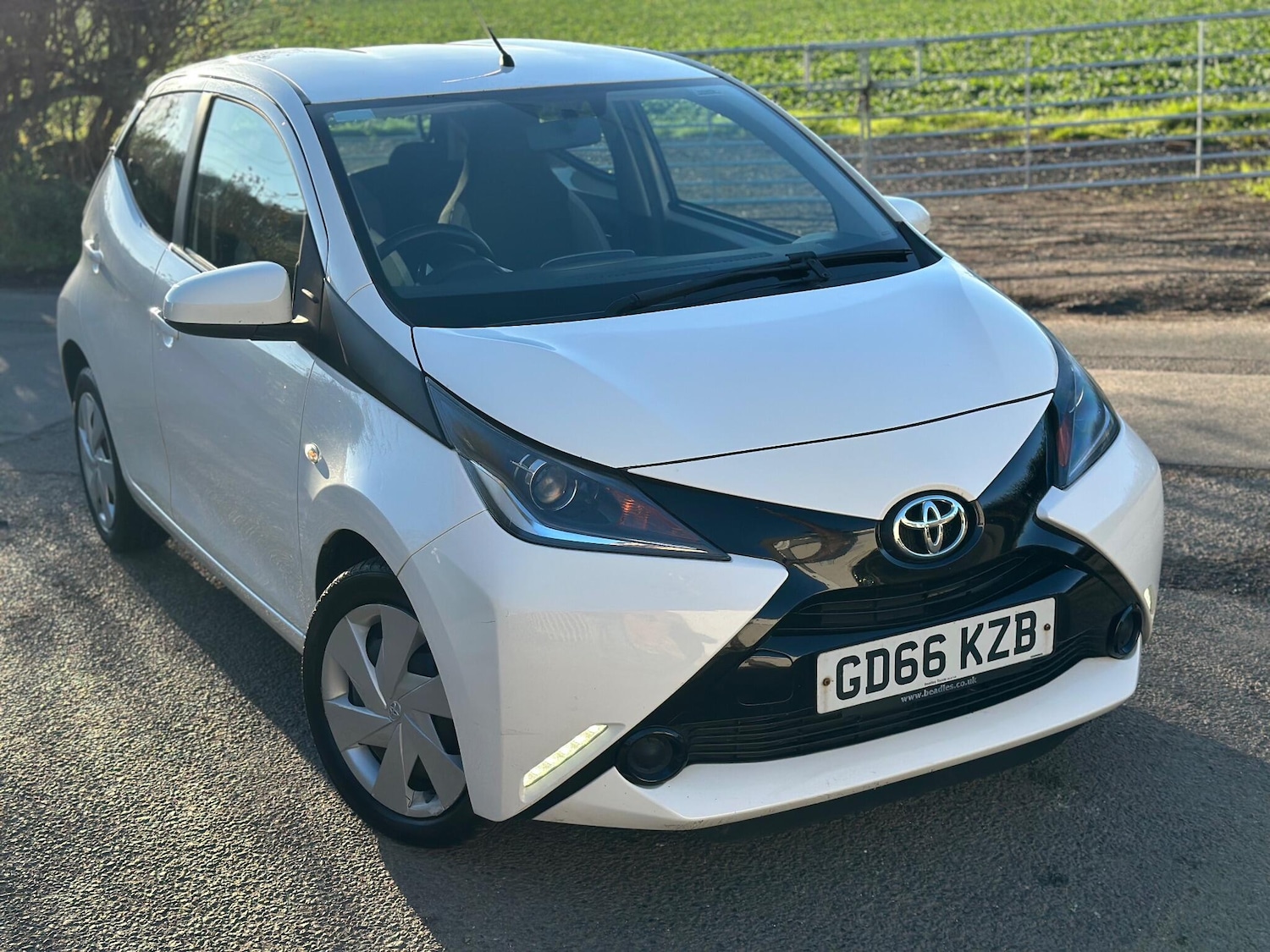 Used Toyota AYGO 2016 for sale - 76659373: Photo 22