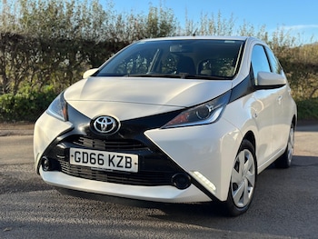 Used Toyota AYGO 2016 for sale - 76659373: Photo
