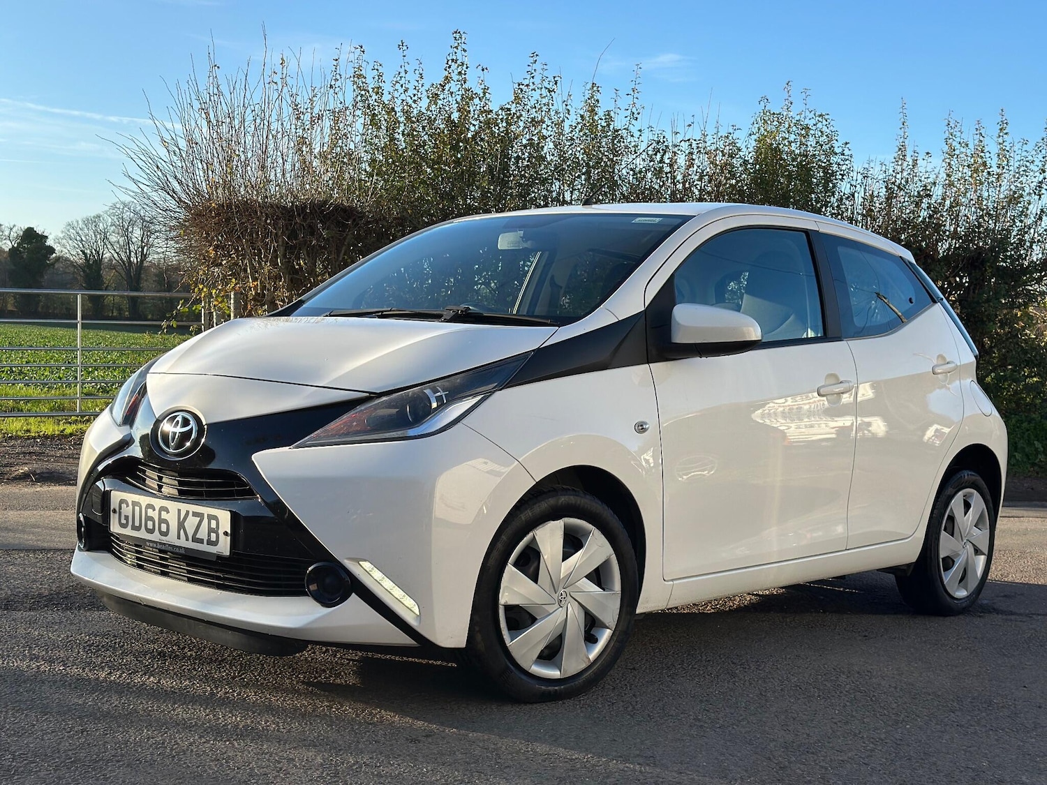 Used Toyota AYGO 2016 for sale - 76659373: Photo 3