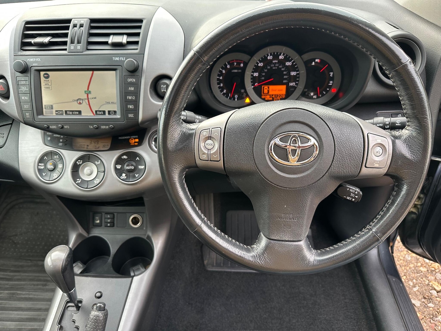 Used Toyota RAV4 2006 for sale - 76360261: Photo 9