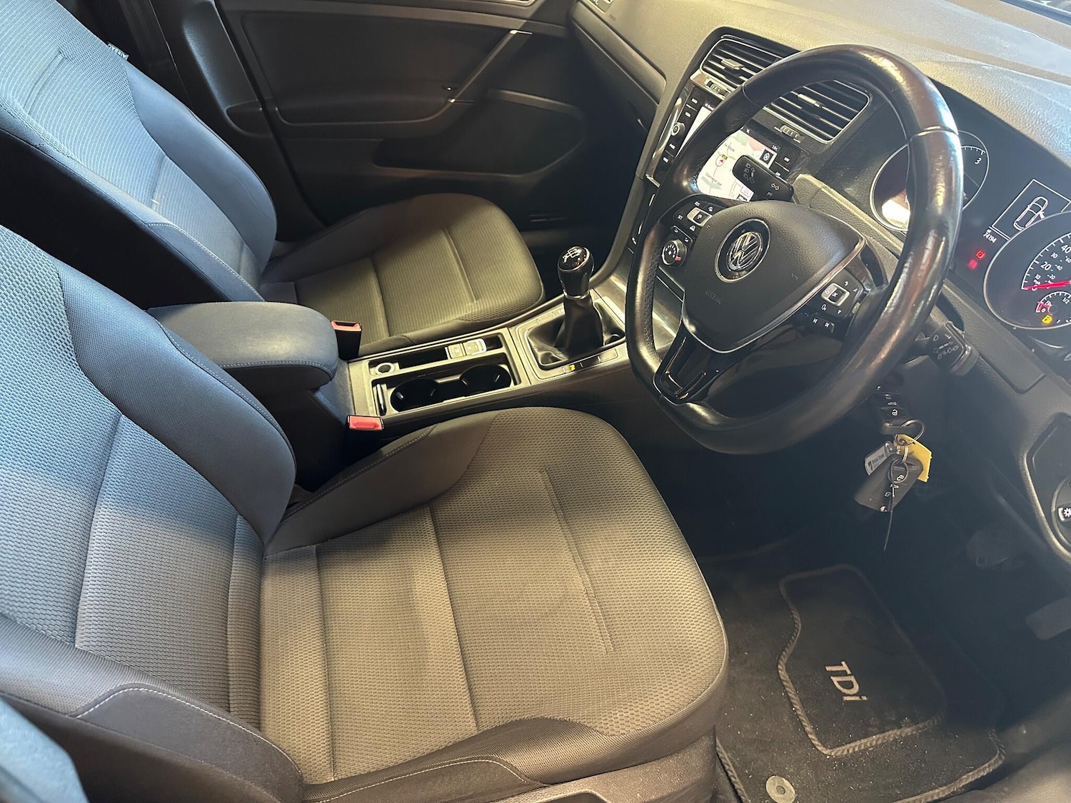 Used Volkswagen Golf 2018 for sale - 76715344: Photo 10