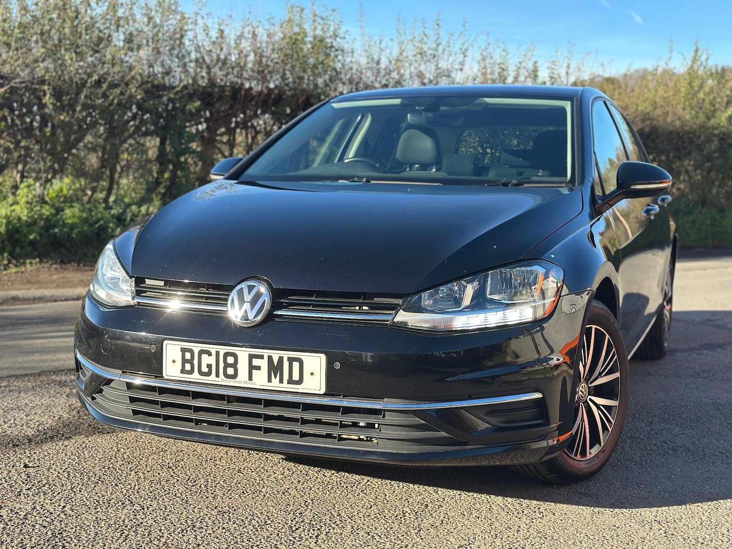 Used Volkswagen Golf 2018 for sale - 76715344: Photo 2