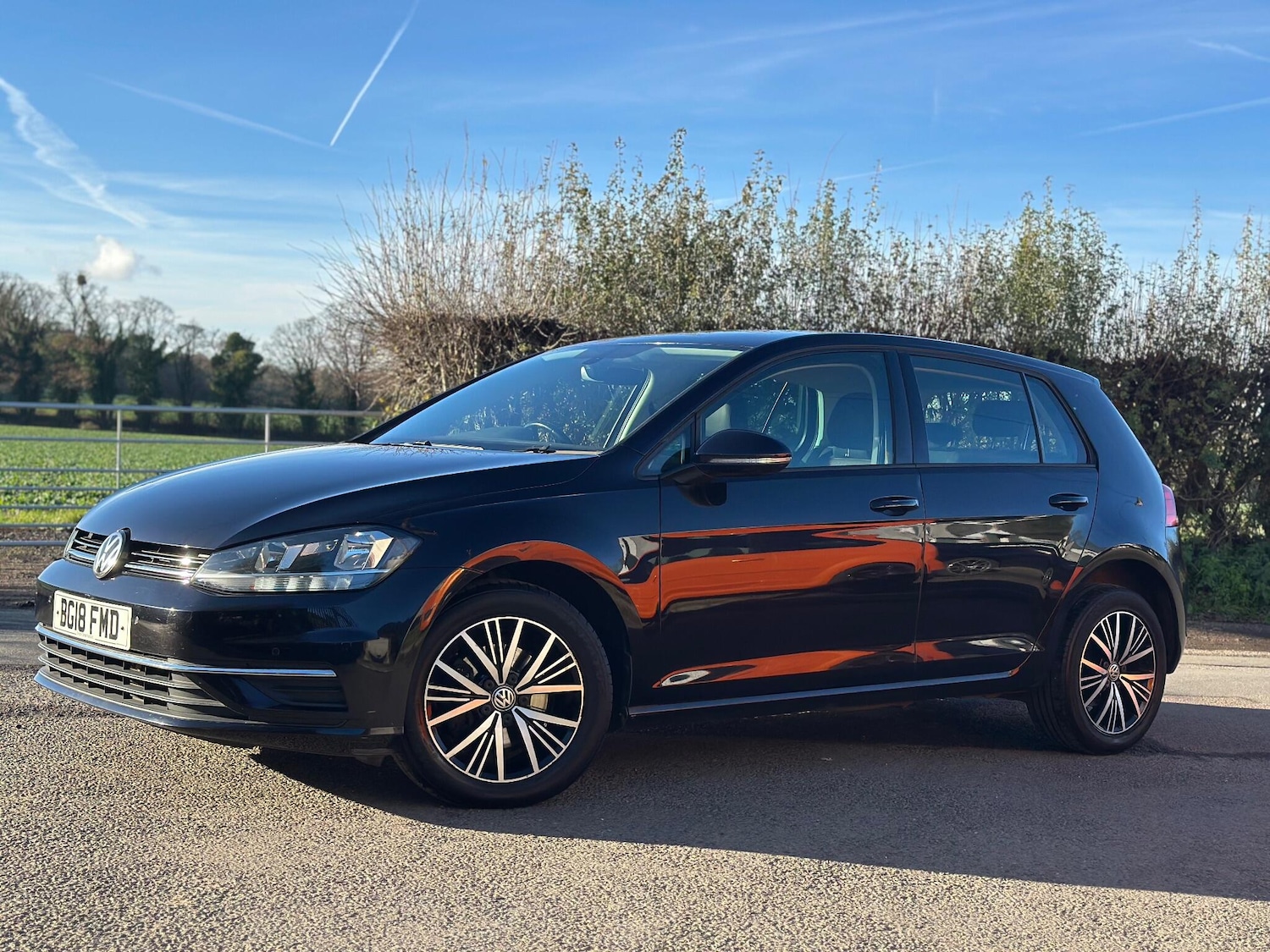 Used Volkswagen Golf 2018 for sale - 76715344: Photo 4