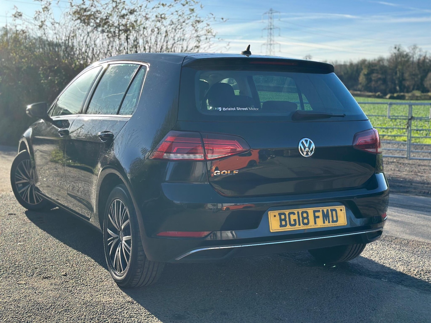 Used Volkswagen Golf 2018 for sale - 76715344: Photo 8