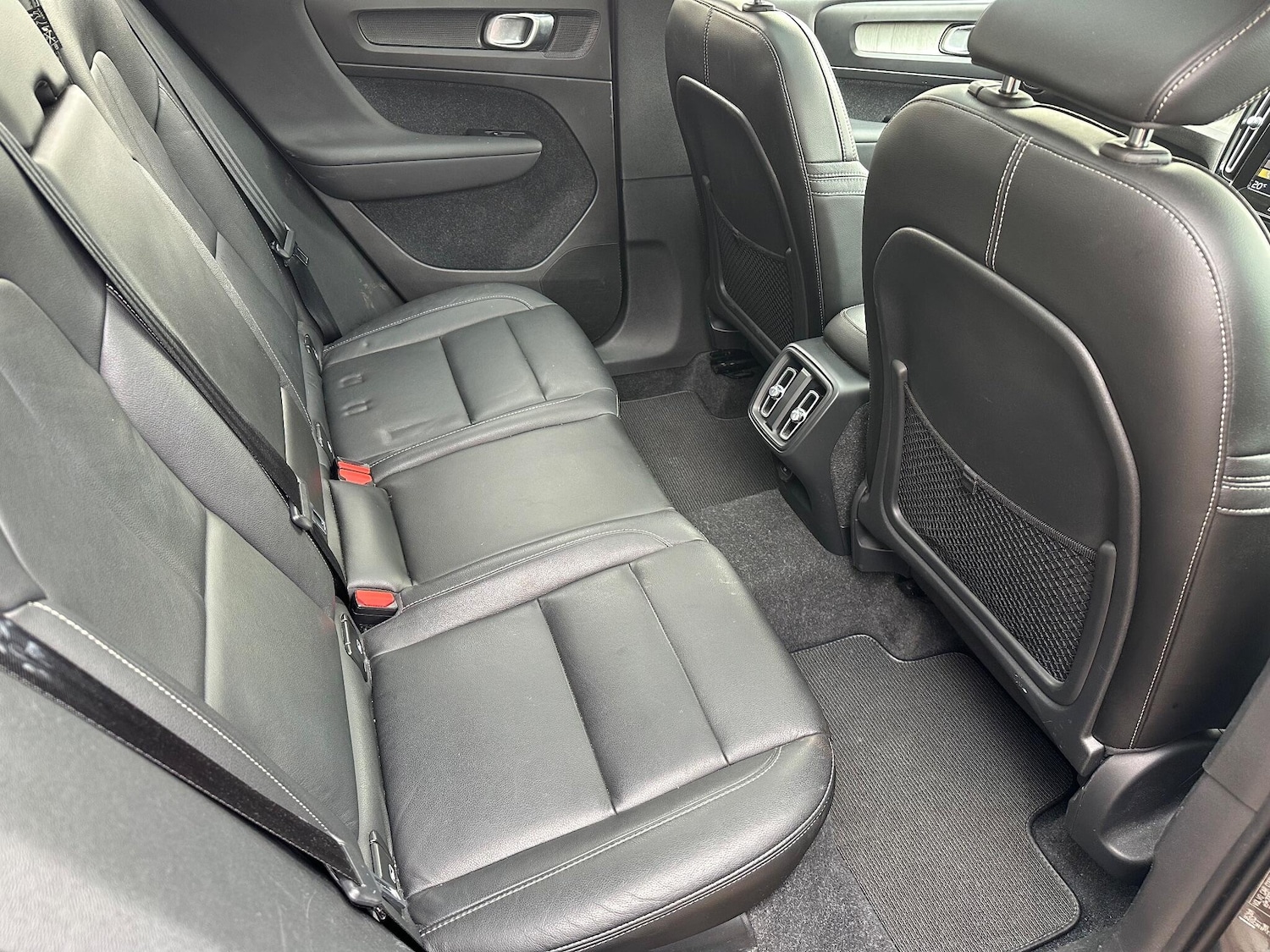 Used Volvo XC40 for sale - 76158790: Photo 13