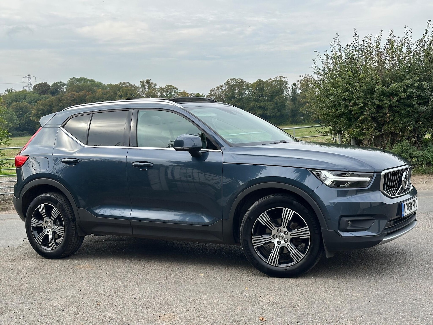 Used Volvo XC40 for sale - 76158790: Photo 19