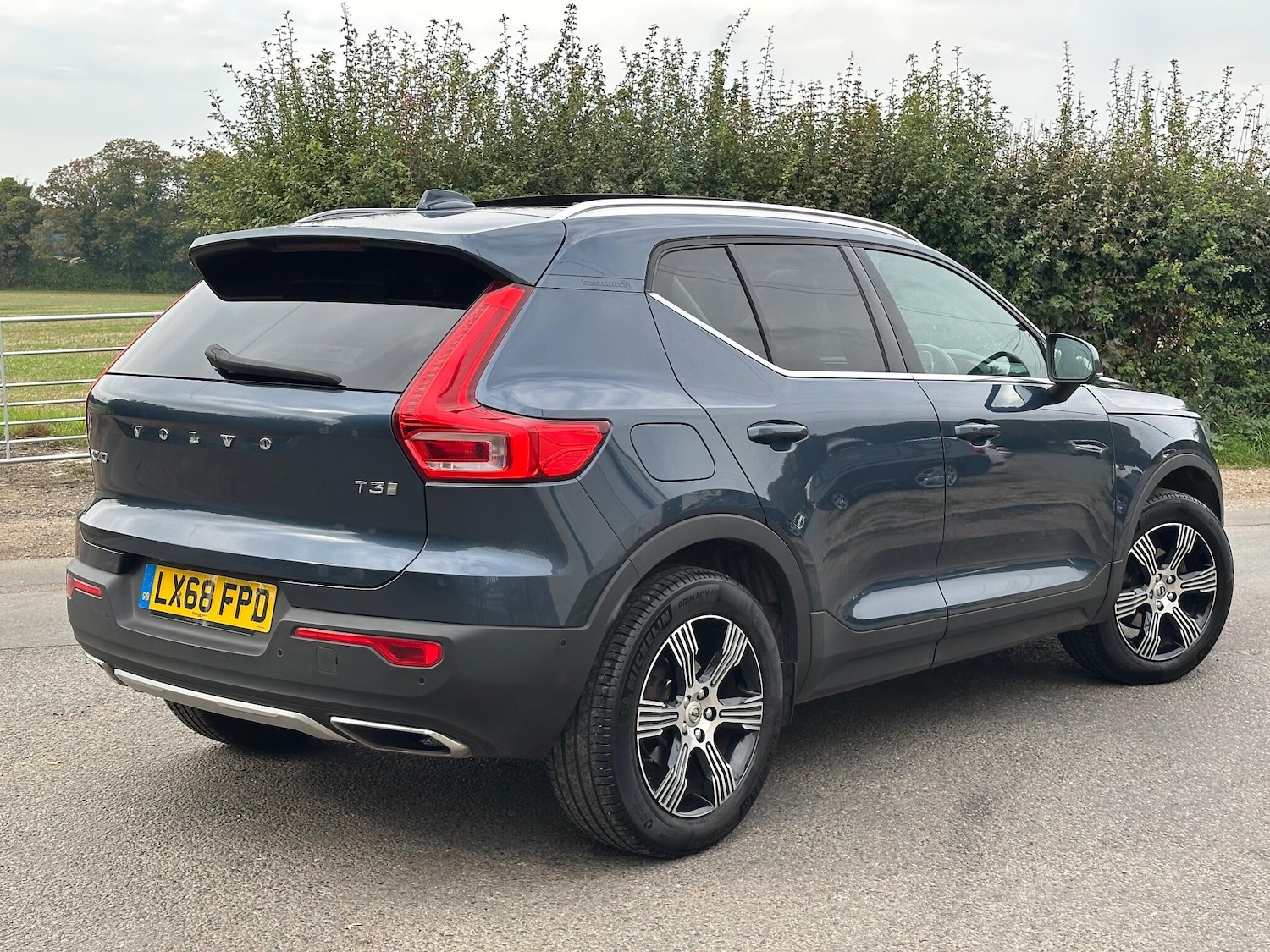 Used Volvo XC40 for sale - 76158790: Photo 23