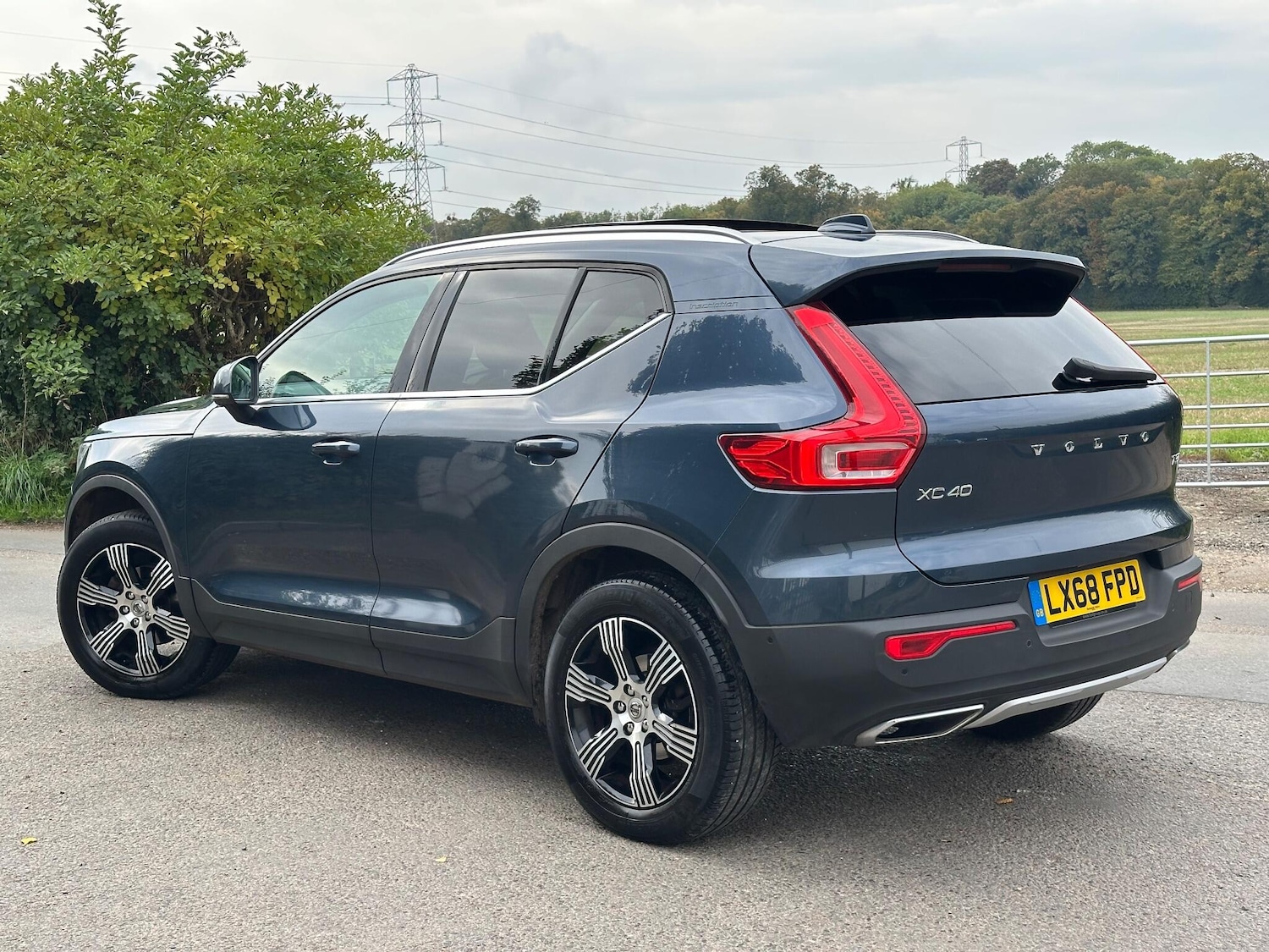 Used Volvo XC40 for sale - 76158790: Photo 7