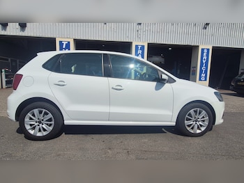 Used Volkswagen Polo 2014 for sale - 78389771: Photo