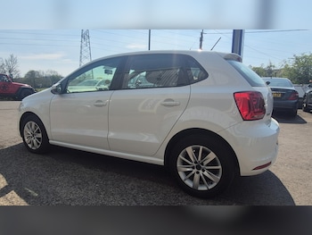 Used Volkswagen Polo 2014 for sale - 78389771: Photo