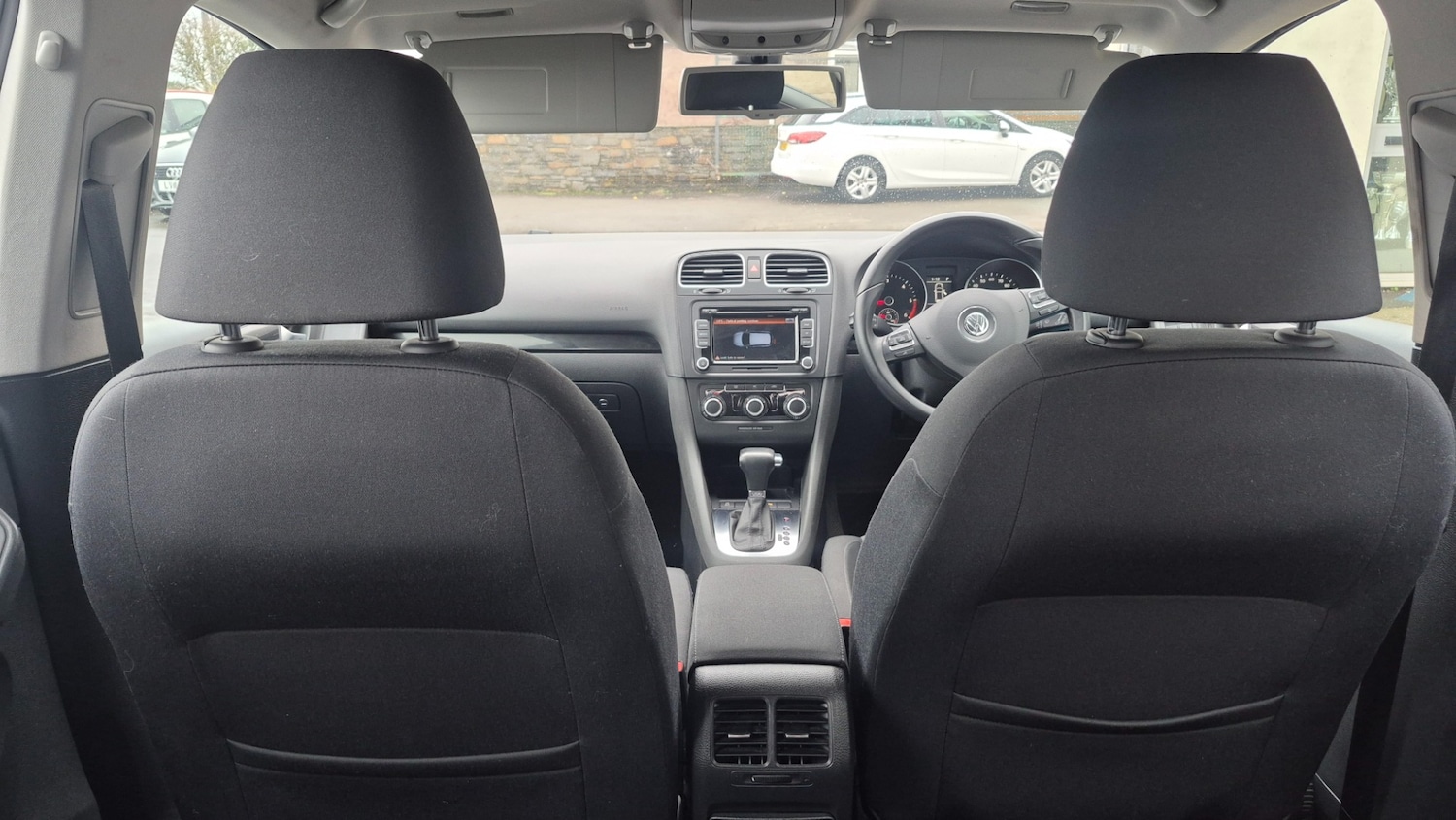 Used Volkswagen Golf 2010 for sale - 76531252: Photo 10